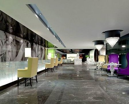 Fu Yi Hotel Chengdu Dalaman gambar